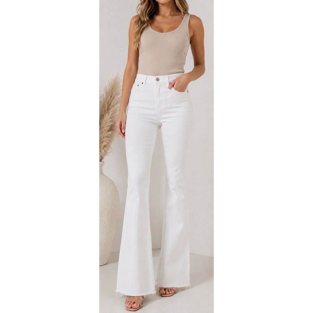 Harper Heritage White High Rise Flare Jeans Size 28 NWT